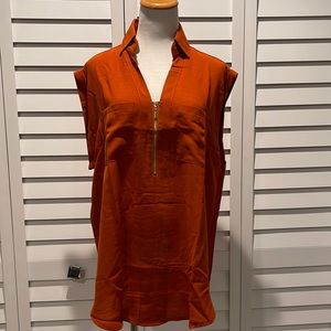 Moyabo NWT Front zipper detail in a Brick Color Top